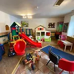Alpenlodge, 4 Тирзе